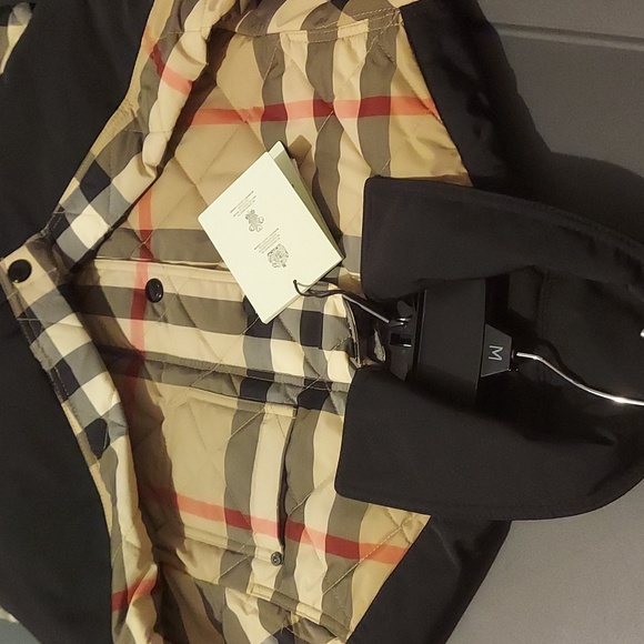 BURBERRY Children'S Renfred Quilted Jacket - Beige - Picture 3 of 7